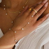 Pearl Kiss Hand Chain