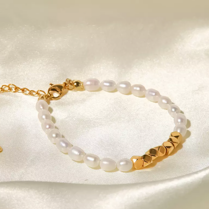 Lucky Pearls + Gold Beaded Set
